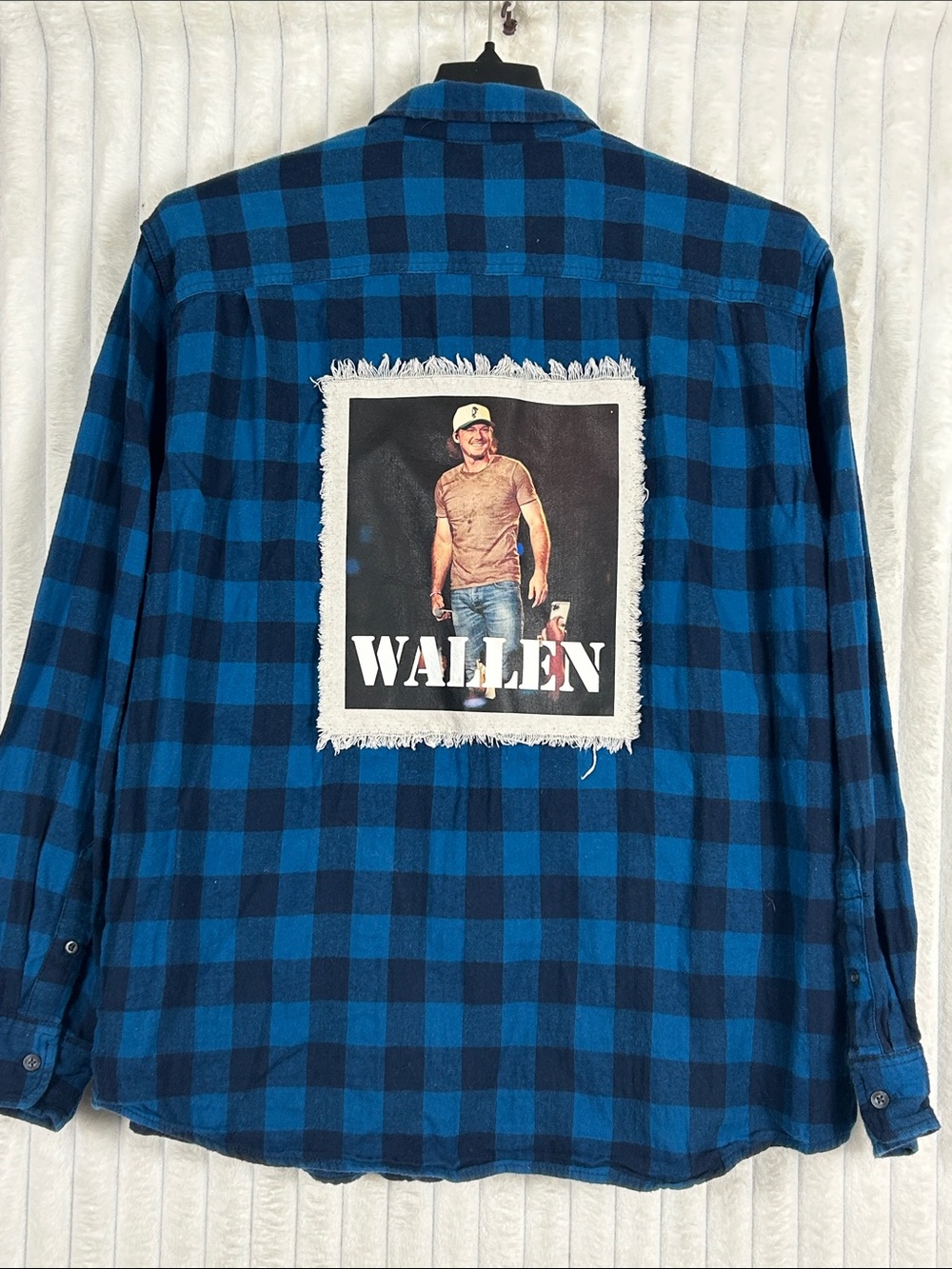 Morgan Wallen Blue Buffalo Plaid Flannel Shirt with Graphic Back Patch unisex XL